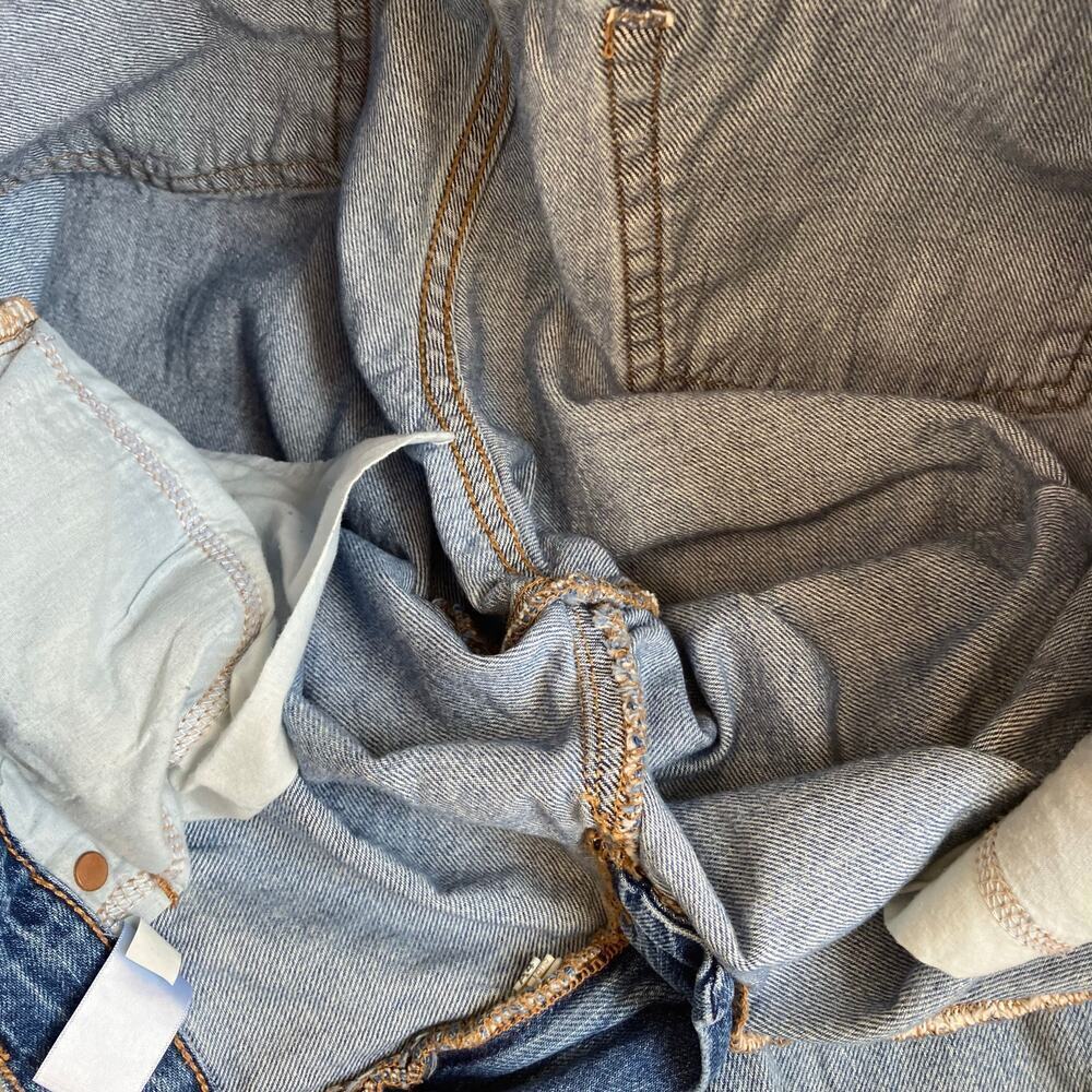 Aeropostale Sz 8 Skater Jeans Relaxed Wide Leg Distressed Ripped Knees Mid Wash - Picture 16 of 16